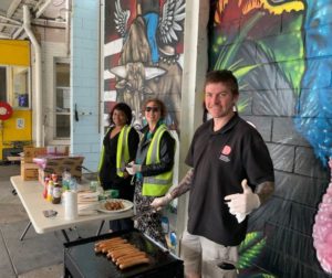 Drug ARM and Beddown volunteers engage backpacker guests with a sausage sizzle and conversation - addition support